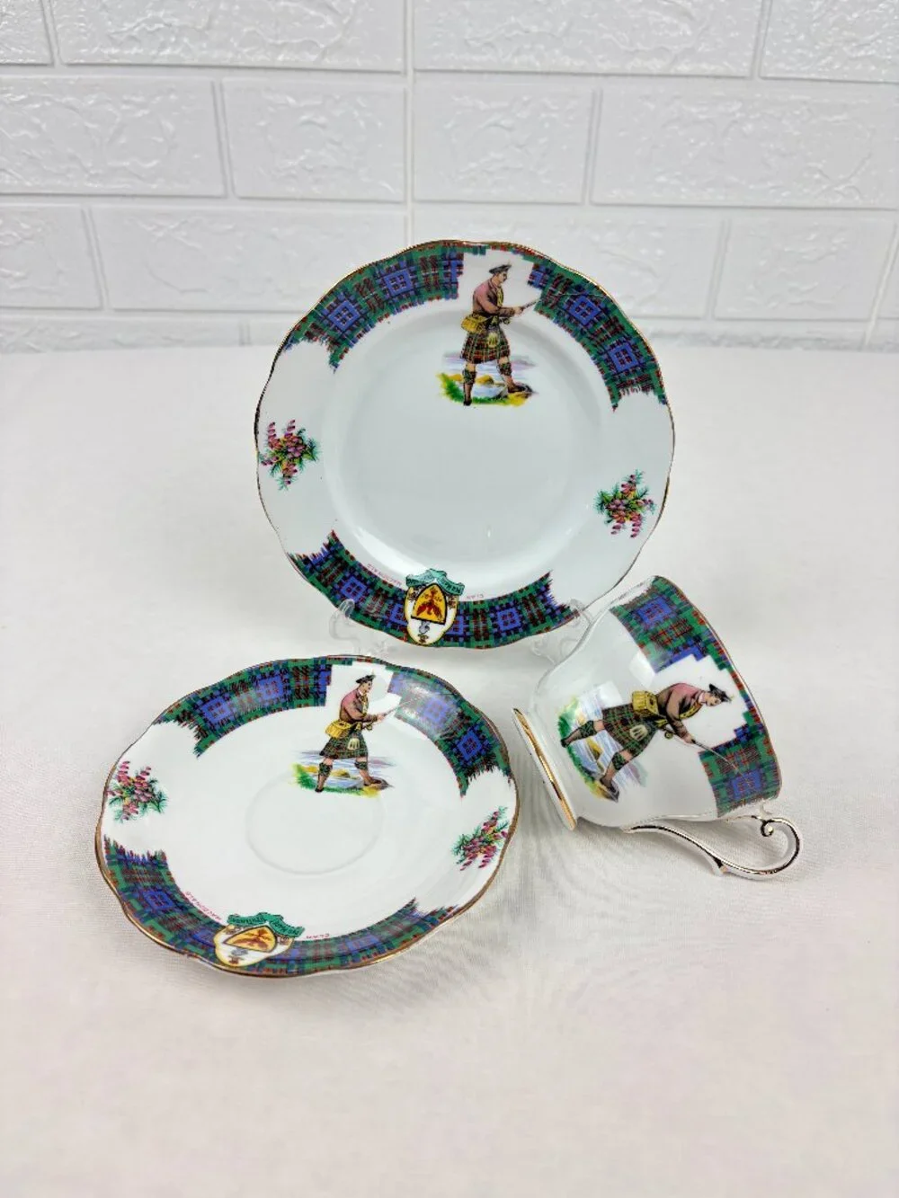VTG Royal Standard Bonnie Scotland Clan MacDonald Teacup Saucer Plate Trio Set
